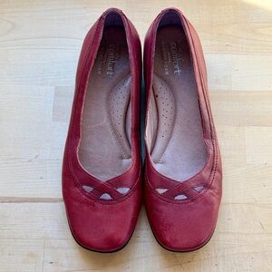 Strictly Comfort Red Leather Memory Foam Flats Size 8.5 Model 19963-8